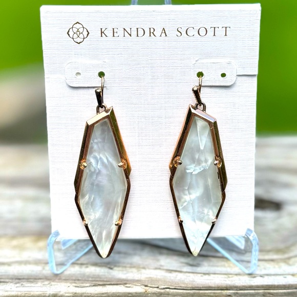 Kendra Scott Bexley Drop Dangle Earrings White Mother of Pearl Rose Gold